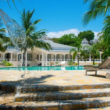 Kinondo Zumzum Beach House B&B 외부 사진