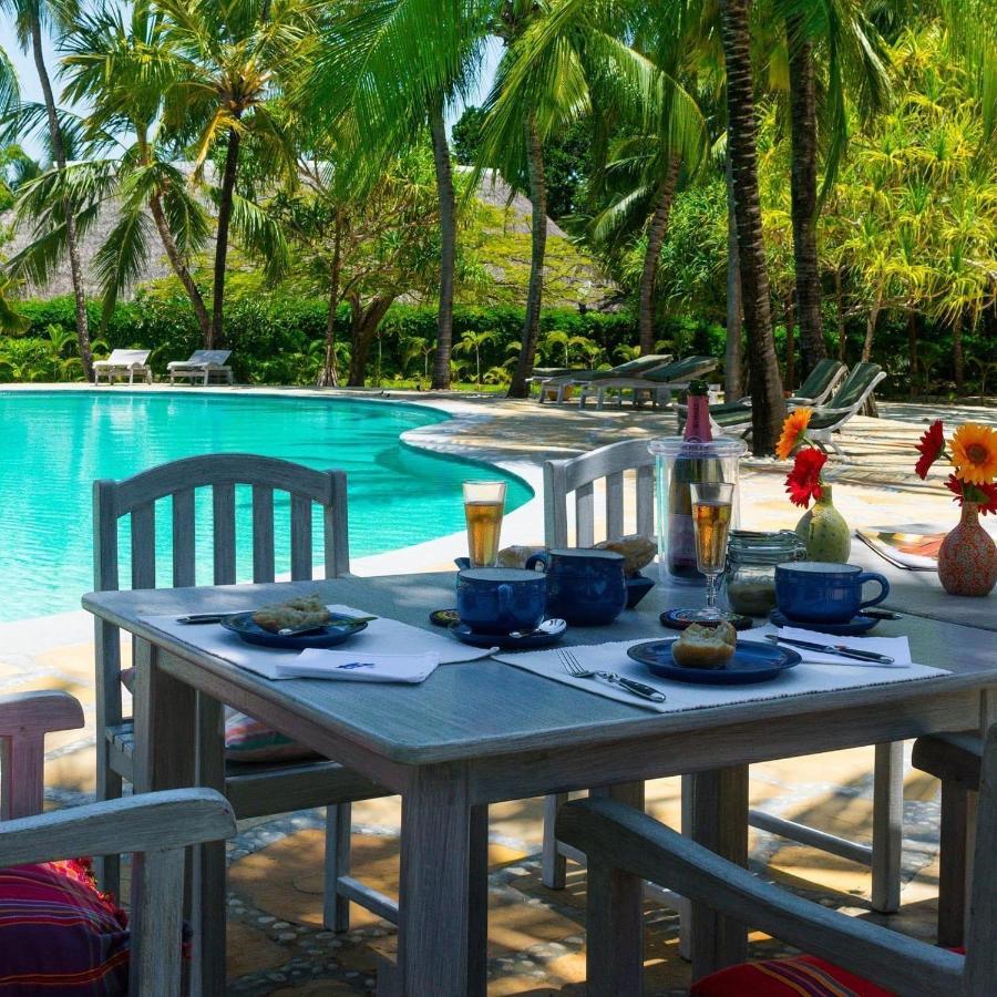 Kinondo Zumzum Beach House B&B 외부 사진