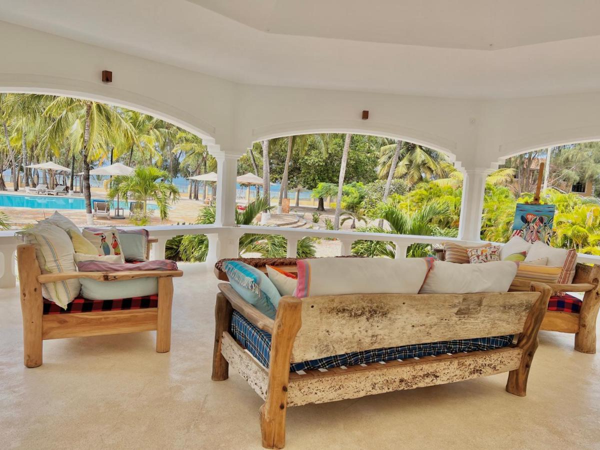 Kinondo Zumzum Beach House B&B 외부 사진