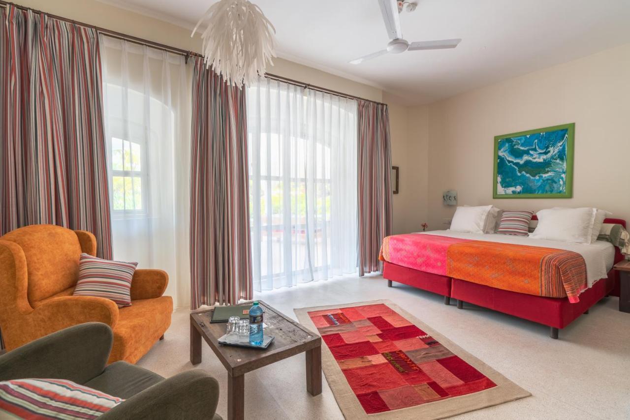 Kinondo Zumzum Beach House B&B 외부 사진